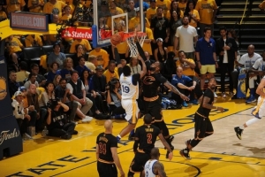 21世纪季后赛率队力挽狂澜的最强表现，詹库杜占据六席。