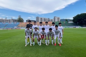 中乙第28轮，上海海港盛经开客场1-0力克广州蒲公英，全取三分。