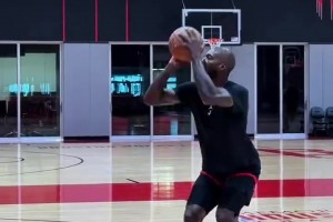 火蜜在哪？！火箭训练营就快来了！火蜜准备好了吗？