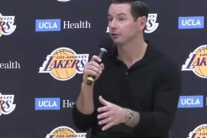 雷迪克谈东契奇：他给自己建立了全新标准！非常兴奋开启新赛季！