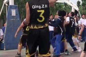 眼镜工科男？不是兄弟 你长这样打球很容易让人轻敌啊！