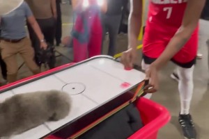 杜兰特单挑火箭熊！真是一场势均力敌的比赛