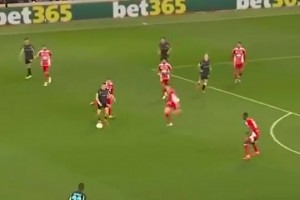 太秀了！那年维尔茨天秀操作连续盘带过人，难怪偶像是梅西