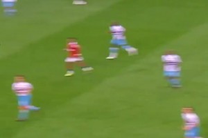 曼联球迷：现在没人能像斯科尔斯那样传球，纯粹的优雅+视野