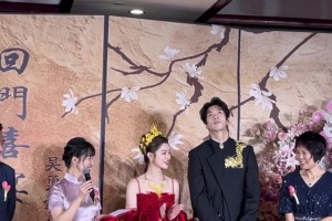 不好意思，完全是下意识反应